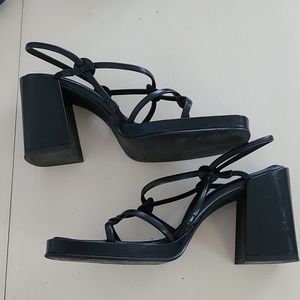 9&Co. Windy Black Leather Platform Sandals